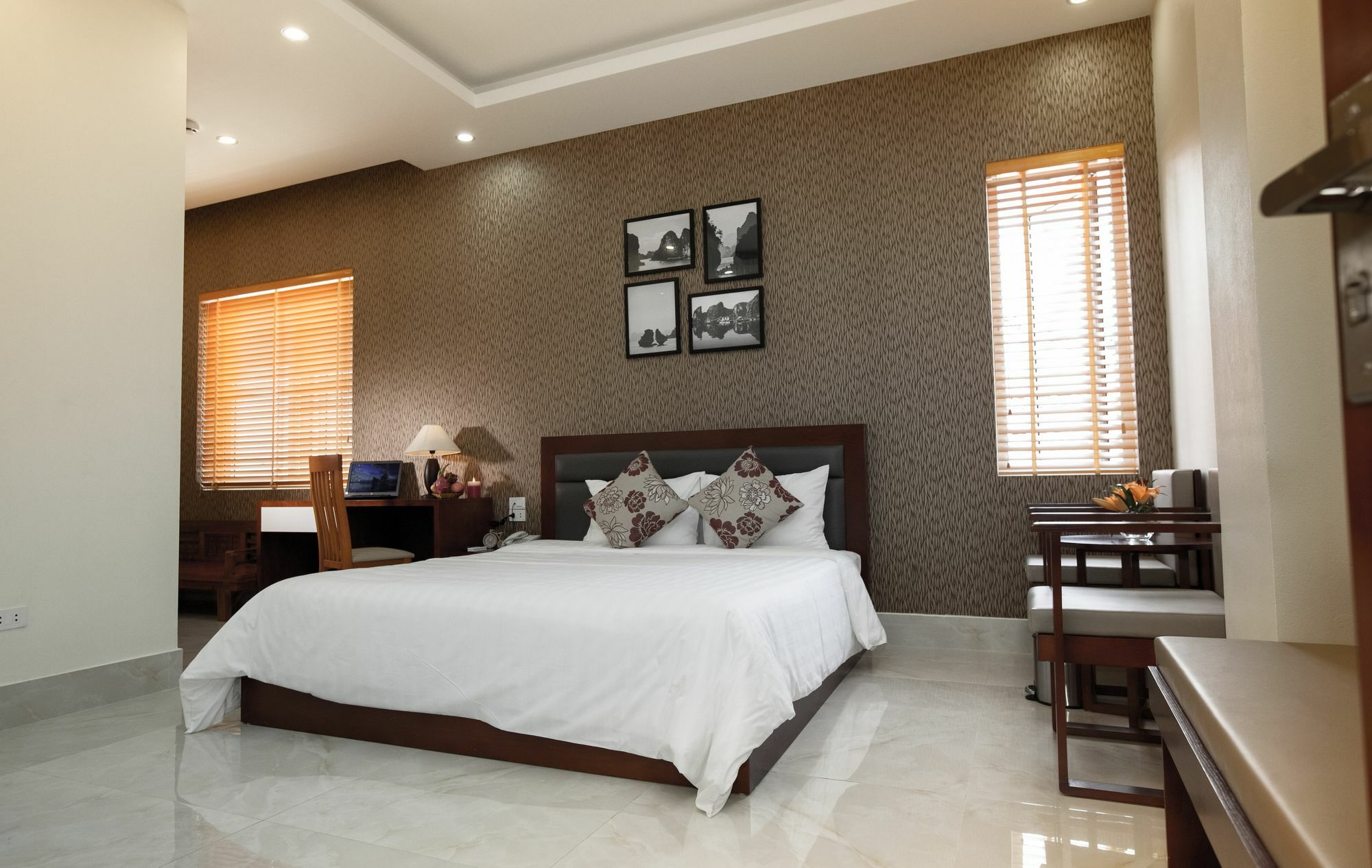 Halong Seoul Hotel Ha Long Zewnętrze zdjęcie